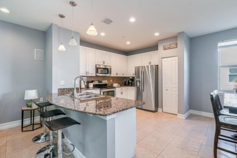 Townhouse in Delray Beach, Florida 3 bedrooms, 148.27 sq.m. № 2086366 - photo 7
