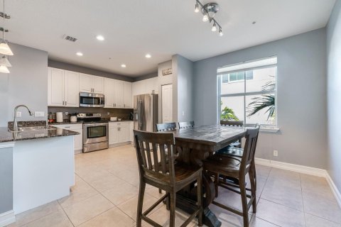 Townhouse in Delray Beach, Florida 3 bedrooms, 148.27 sq.m. № 2086366 - photo 9