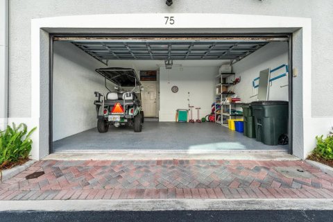 Townhouse in Delray Beach, Florida 3 bedrooms, 148.27 sq.m. № 2086366 - photo 4