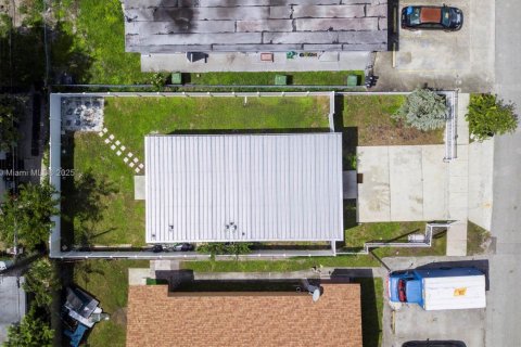 Villa ou maison à louer à Hallandale Beach, Floride: 2 chambres, 106.84 m2 № 1941636 - photo 23