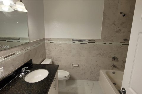 Apartment in Miami, Florida 2 bedrooms, 115.2 sq.m. № 2401526 - photo 16