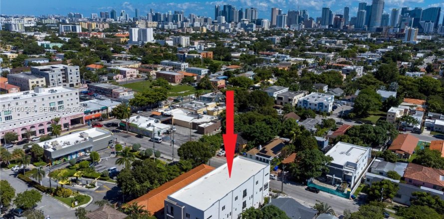 Apartment in Miami, Florida 2 bedrooms, 115.2 sq.m. № 2401526