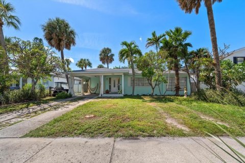 Casa en Clearwater, Florida 3 dormitorios, 138.89 m2 № 2379038