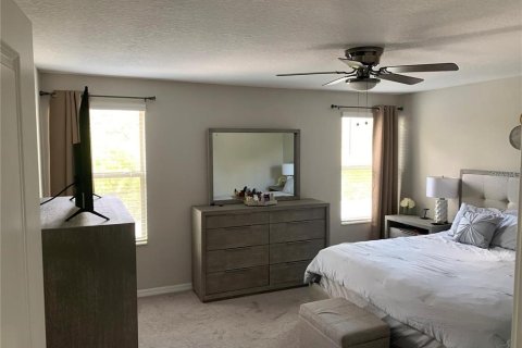 House in Wimauma, Florida 5 bedrooms, 205.78 sq.m. № 2237679 - photo 7