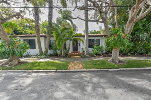 Купить виллу или дом в Холливуд, Флорида 3 спальни, 135.45м2, № 2022184 - фото 16