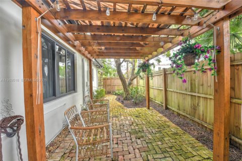 Купить виллу или дом в Холливуд, Флорида 3 спальни, 135.45м2, № 2022184 - фото 18