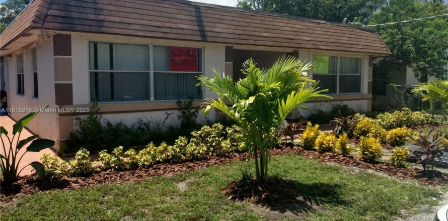 Villa ou maison à Fort Lauderdale, Floride 3 chambres, 179.12 m2 № 1973297