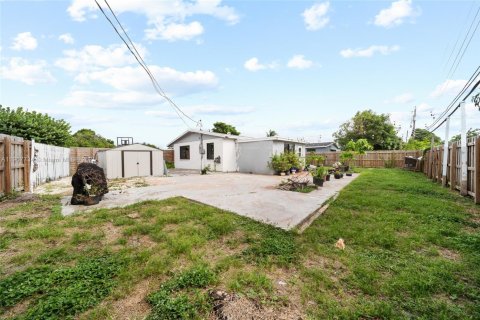 Casa en venta en Pompano Beach, Florida, 4 dormitorios, 119.94 m2 № 2062866 - foto 22