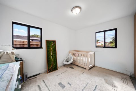 Casa en venta en Pompano Beach, Florida, 4 dormitorios, 119.94 m2 № 2062866 - foto 13