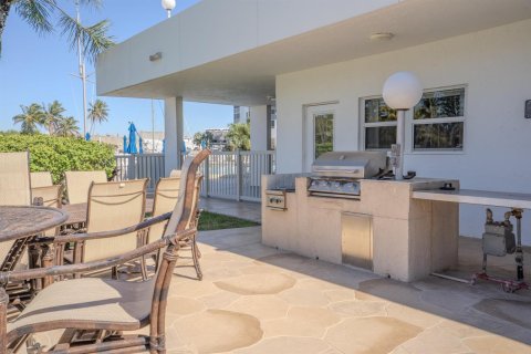 Copropriété à vendre à Pompano Beach, Floride: 1 chambre, 65.96 m2 № 2084526 - photo 24