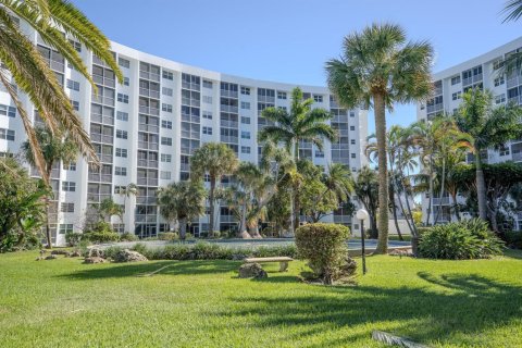 Condo à Pompano Beach, Floride, 1 chambre  № 2084526