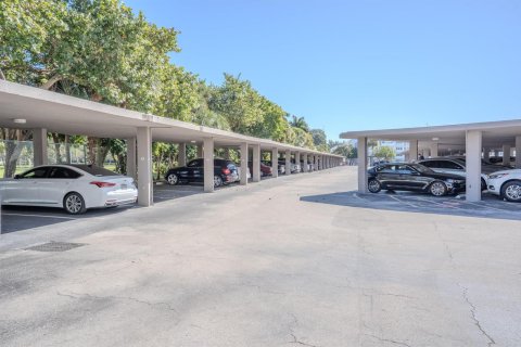 Copropriété à vendre à Pompano Beach, Floride: 1 chambre, 65.96 m2 № 2084526 - photo 20