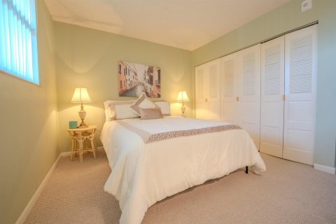 Copropriété à vendre à Pompano Beach, Floride: 1 chambre, 65.96 m2 № 2084526 - photo 10