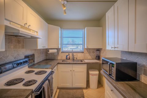 Copropriété à vendre à Pompano Beach, Floride: 1 chambre, 65.96 m2 № 2084526 - photo 8