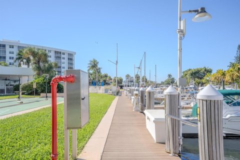 Copropriété à vendre à Pompano Beach, Floride: 1 chambre, 65.96 m2 № 2084526 - photo 22