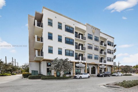 Condo in Davie, Florida, 1 bedroom  № 2000219 - photo 24
