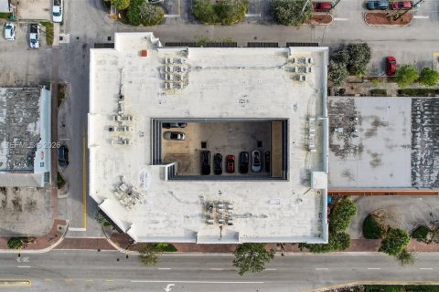 Condo in Davie, Florida, 1 bedroom  № 2000219 - photo 21