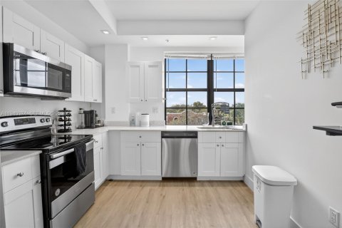 Condo in Davie, Florida, 1 bedroom  № 2000219 - photo 9