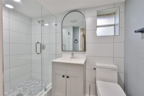 Commercial property in Bradenton, Florida 2 bedrooms, 106.56 sq.m. № 2097454 - photo 22