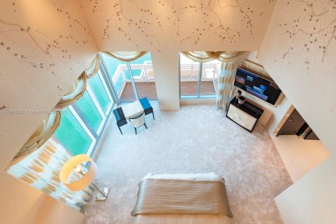 Купить кондоминиум в Майами, Флорида 4 спальни, 545.06м2, № 1952783 - фото 3