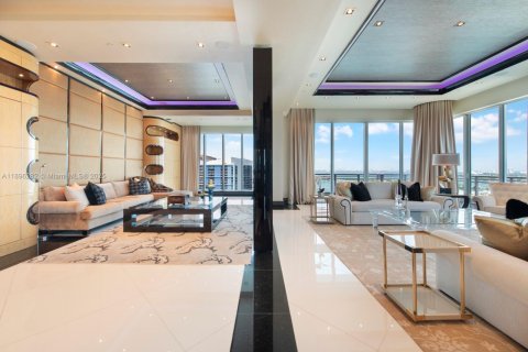 Купить кондоминиум в Майами, Флорида 4 спальни, 545.06м2, № 1952783 - фото 13