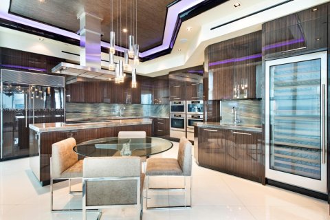 Купить кондоминиум в Майами, Флорида 4 спальни, 545.06м2, № 1952783 - фото 30