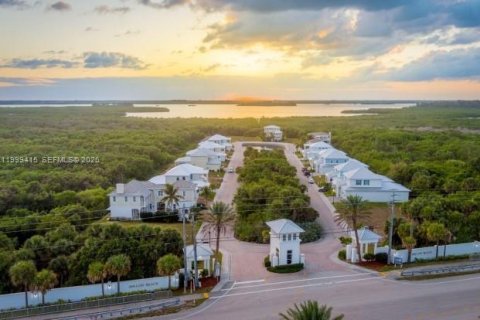 Terreno en venta en St. Lucie, Florida № 2064204 - foto 2