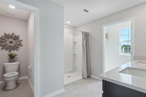Villa ou maison à vendre à Zephyrhills, Floride: 5 chambres, 242.01 m2 № 1797380 - photo 15