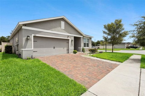 Casa en venta en Davenport, Florida, 3 dormitorios, 172.61 m2 № 2349390 - foto 2