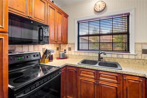 Casa en venta en Dade City, Florida, 4 dormitorios, 166.3 m2 № 1523913 - foto 7
