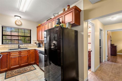 Casa en venta en Dade City, Florida, 4 dormitorios, 166.3 m2 № 1523913 - foto 9