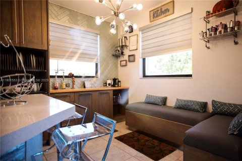 House in Homestead, Florida 5 bedrooms, 310.29 sq.m. № 1953703 - photo 23