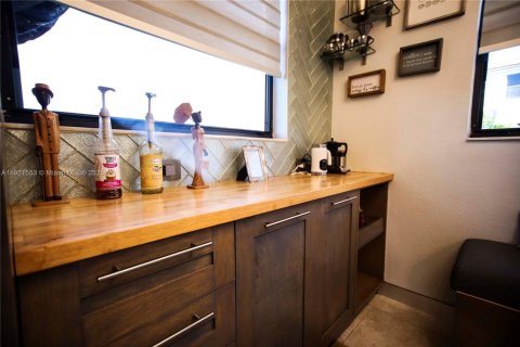 House in Homestead, Florida 5 bedrooms, 310.29 sq.m. № 1953703 - photo 25