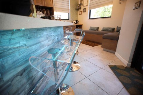 House in Homestead, Florida 5 bedrooms, 310.29 sq.m. № 1953703 - photo 20