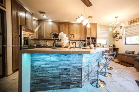House in Homestead, Florida 5 bedrooms, 310.29 sq.m. № 1953703 - photo 19