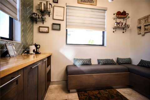 House in Homestead, Florida 5 bedrooms, 310.29 sq.m. № 1953703 - photo 24