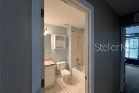 Townhouse in Land O' Lakes, Florida 3 bedrooms, 171.5 sq.m. № 2215987 - photo 8