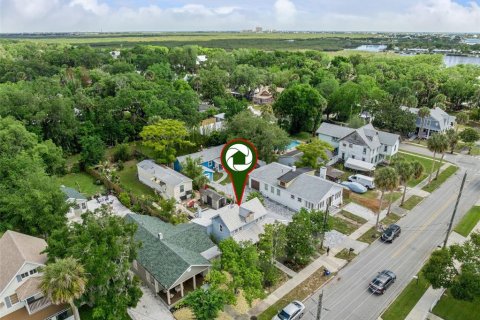 Villa ou maison à vendre à New Smyrna Beach, Floride: 2 chambres, 98.66 m2 № 2124682 - photo 2