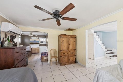 Villa ou maison à vendre à New Smyrna Beach, Floride: 2 chambres, 98.66 m2 № 2124682 - photo 7