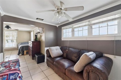 Villa ou maison à vendre à New Smyrna Beach, Floride: 2 chambres, 98.66 m2 № 2124682 - photo 12