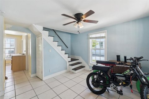Villa ou maison à vendre à New Smyrna Beach, Floride: 2 chambres, 98.66 m2 № 2124682 - photo 5
