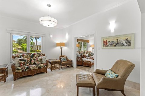House in Palmetto, Florida 4 bedrooms, 210.7 sq.m. № 1885470 - photo 10