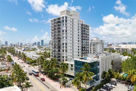 Купить кондоминиум в Майами-Бич, Флорида 1 спальня, 81.38м2, № 2002212 - фото 2
