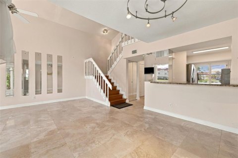 Touwnhouse à vendre à Saint Petersburg, Floride: 2 chambres, 111.48 m2 № 2430317 - photo 8