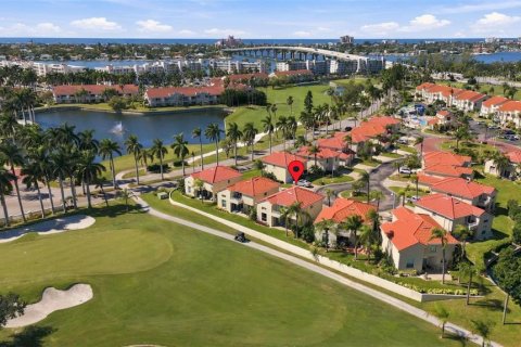 Touwnhouse à vendre à Saint Petersburg, Floride: 2 chambres, 111.48 m2 № 2430317 - photo 29