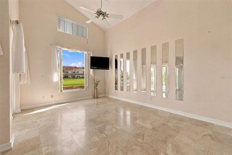 Touwnhouse à vendre à Saint Petersburg, Floride: 2 chambres, 111.48 m2 № 2430317 - photo 10