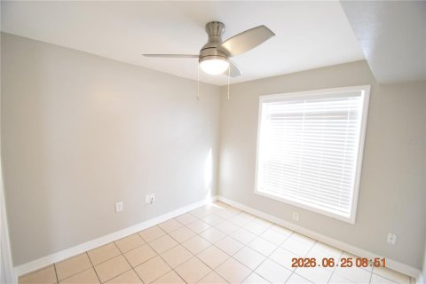 Apartamento en alquiler en Clearwater, Florida, 2 dormitorios, 59.46 m2 № 2096011 - foto 10