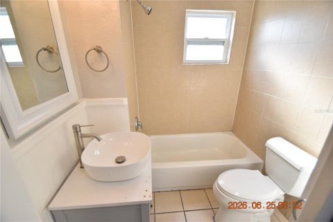 Apartamento en alquiler en Clearwater, Florida, 2 dormitorios, 59.46 m2 № 2096011 - foto 18