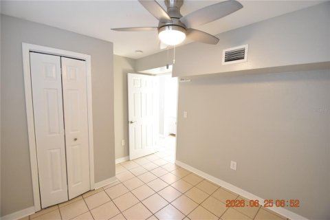 Apartamento en alquiler en Clearwater, Florida, 2 dormitorios, 59.46 m2 № 2096011 - foto 16