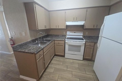 Immobilier commercial à vendre à Winter Haven, Floride: 8 chambres, 312.15 m2 № 2400210 - photo 6